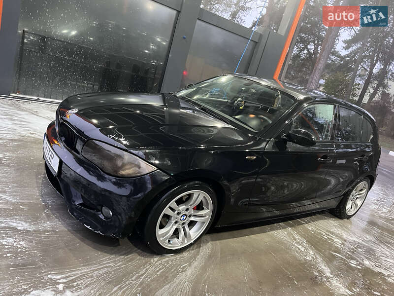 Хэтчбек BMW 1 Series 2004 в Житомире