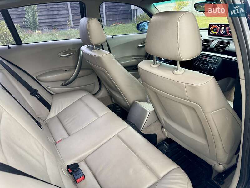 Хэтчбек BMW 1 Series 2006 в Киеве