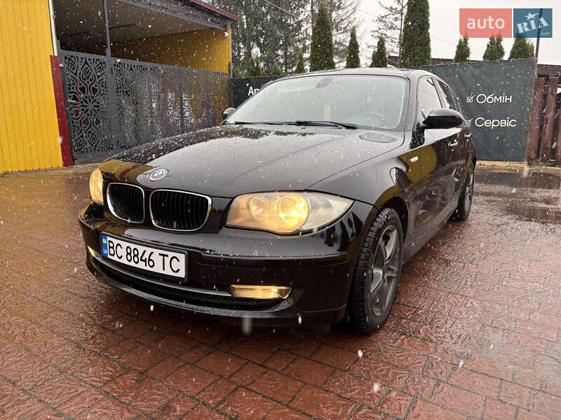 Хэтчбек BMW 1 Series 2008 в Трускавце