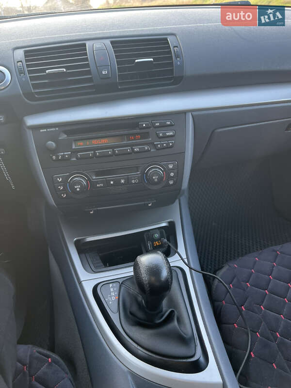 Хэтчбек BMW 1 Series 2005 в Кременчуге