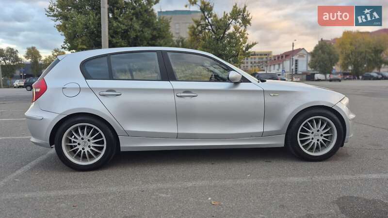 Хэтчбек BMW 1 Series 2007 в Киеве фото 7 Хэтчбек BMW 1 Series 2007 в Киеве
