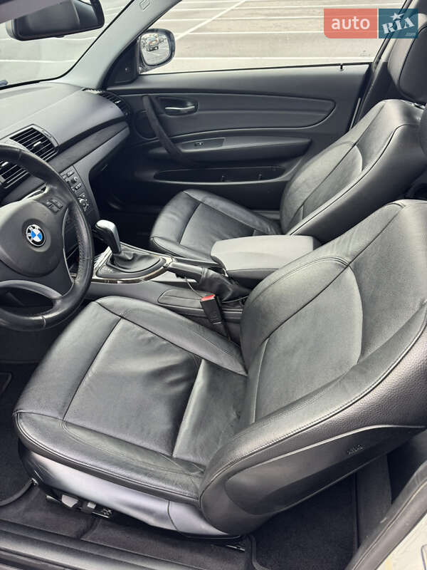 Купе BMW 1 Series 2011 в Киеве