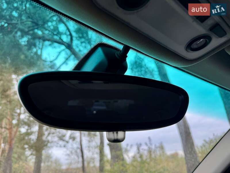 Хетчбек BMW 1 Series 2006 в Києві