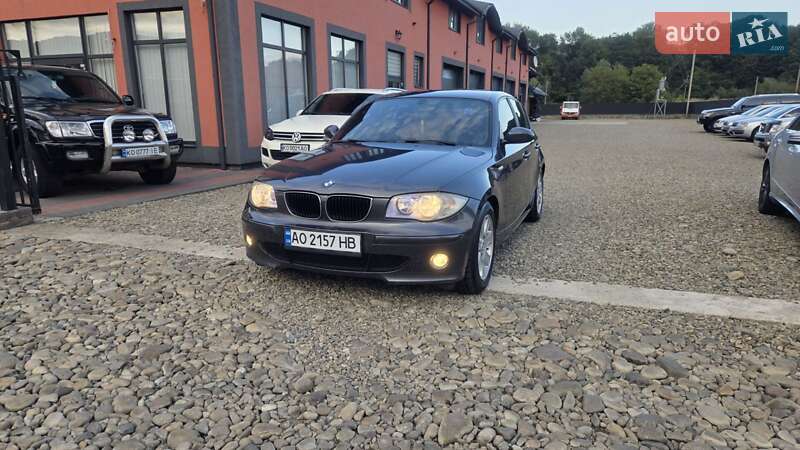 Хэтчбек BMW 1 Series 2005 в Тячеве фото 4 Хэтчбек BMW 1 Series 2005 в Тячеве