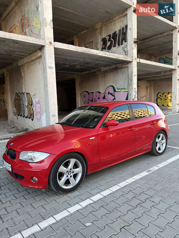 Хетчбек BMW 1 Series 2005 в Тернополі фото 2 Хетчбек BMW 1 Series 2005 в Тернополі