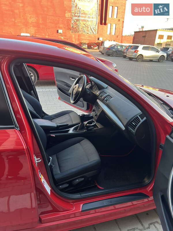 Хетчбек BMW 1 Series 2005 в Тернополі фото 18 Хетчбек BMW 1 Series 2005 в Тернополі