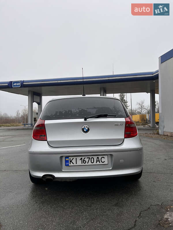 Хэтчбек BMW 1 Series 2009 в Житомире фото 5 Хэтчбек BMW 1 Series 2009 в Житомире