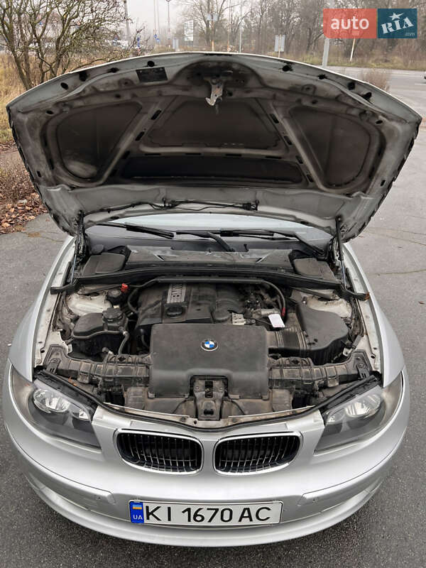 Хэтчбек BMW 1 Series 2009 в Житомире фото 16 Хэтчбек BMW 1 Series 2009 в Житомире