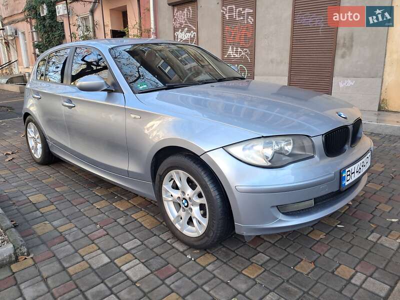 Хетчбек BMW 1 Series 2009 в Одесі фото 2 Хетчбек BMW 1 Series 2009 в Одесі