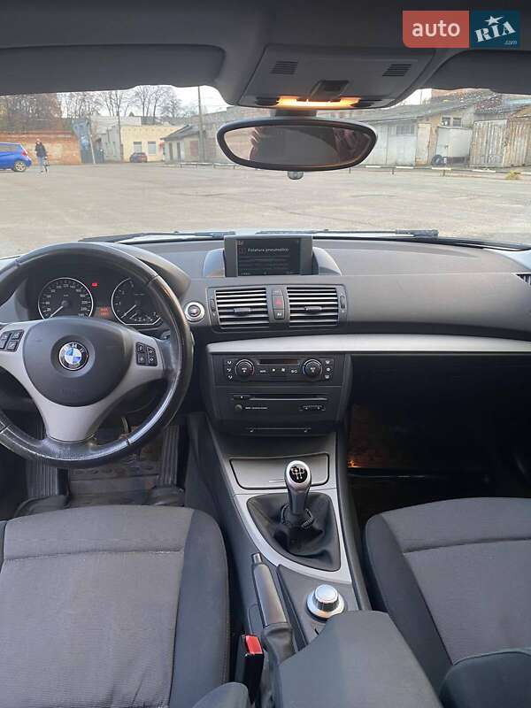 Хэтчбек BMW 1 Series 2005 в Чернигове
