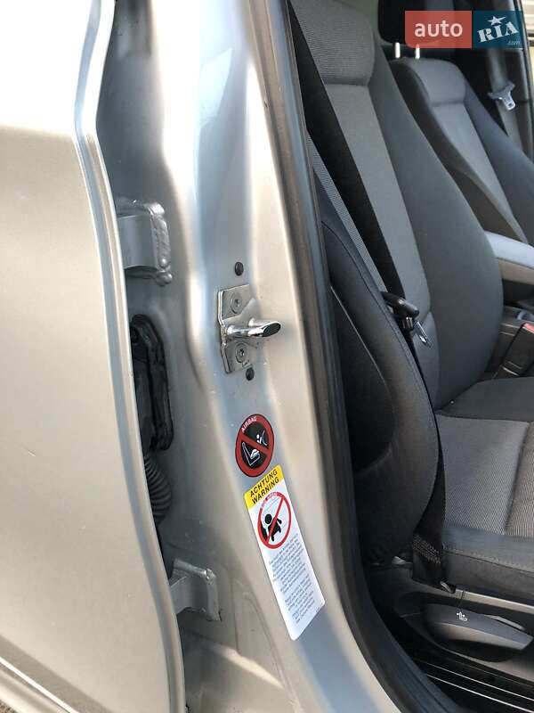 Хэтчбек BMW 1 Series 2005 в Чернигове