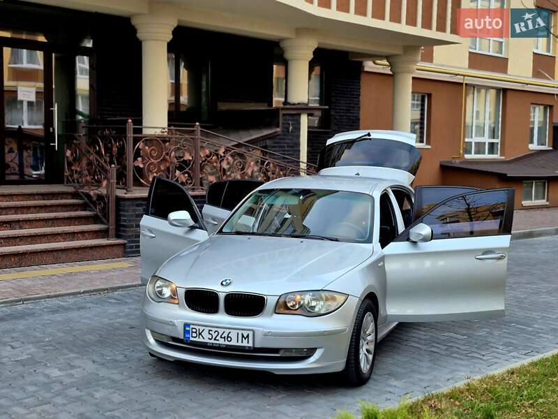 BMW 1 Series 2010 BMW 1 Series 2010