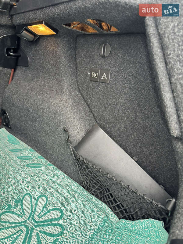 Хетчбек BMW 1 Series 2010 в Бобровиці