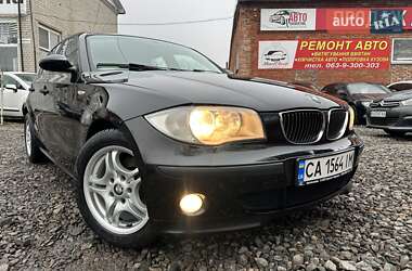 Хэтчбек BMW 1 Series 2005 в Смеле