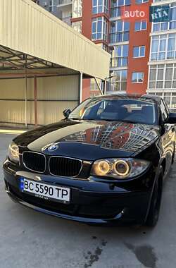 Хэтчбек BMW 1 Series 2011 в Львове