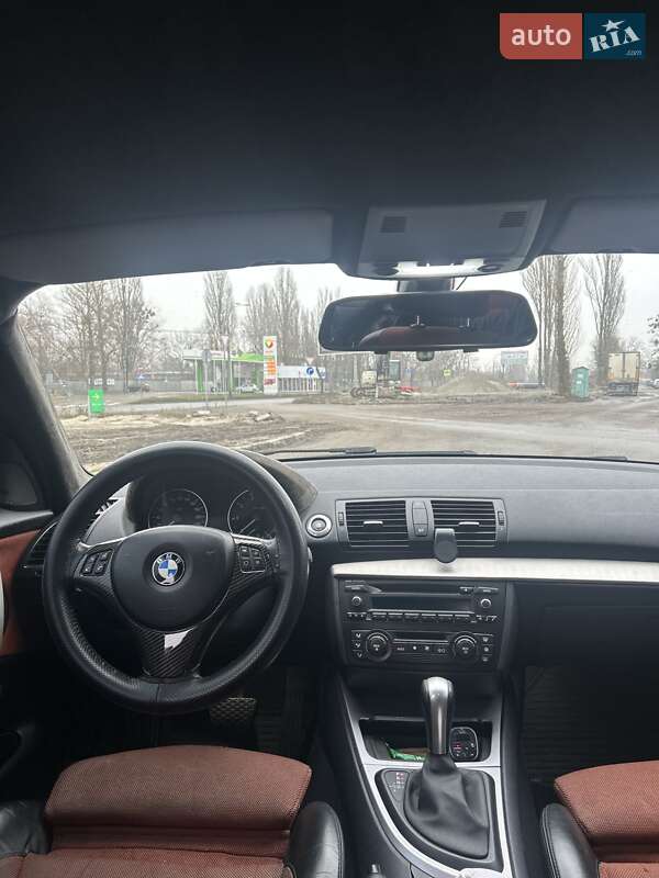 Хэтчбек BMW 1 Series 2004 в Киеве фото 9 Хэтчбек BMW 1 Series 2004 в Киеве