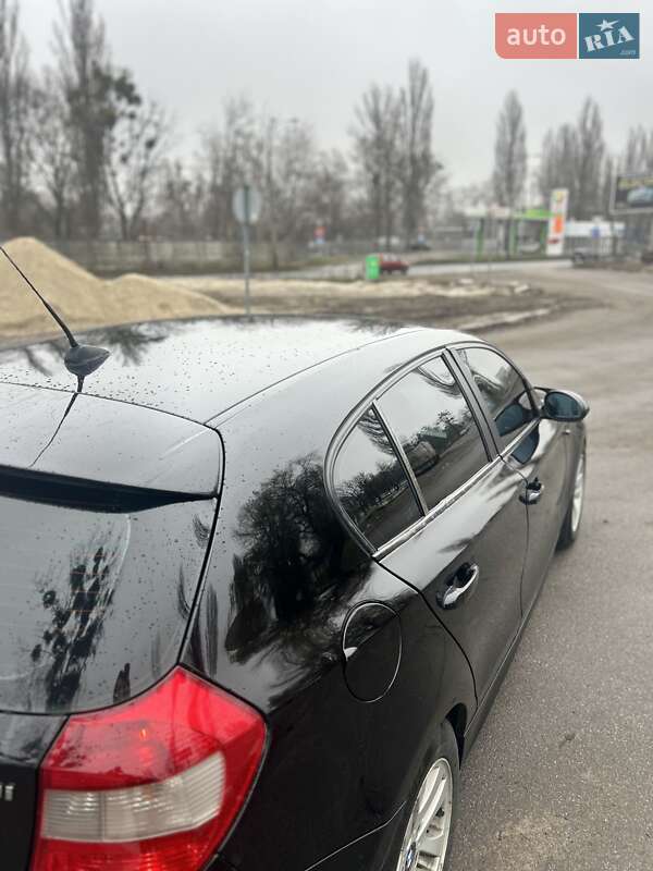 Хэтчбек BMW 1 Series 2004 в Киеве фото 19 Хэтчбек BMW 1 Series 2004 в Киеве