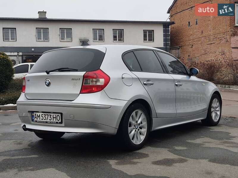 Хетчбек BMW 1 Series 2006 в Бердичеві
