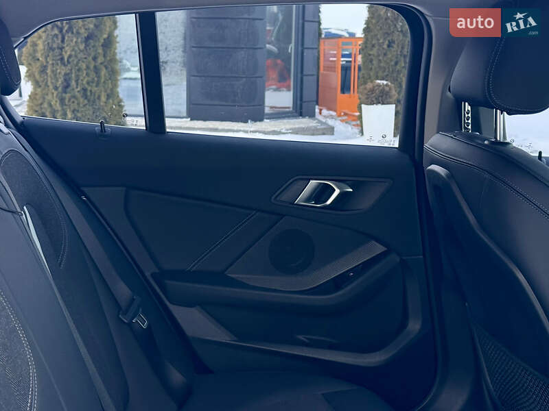 Хетчбек BMW 1 Series 2020 в Тернополі