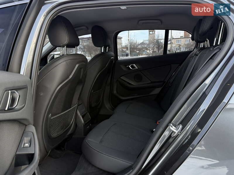 Хетчбек BMW 1 Series 2020 в Тернополі
