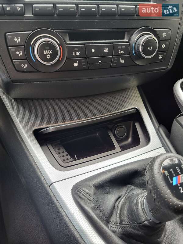 Хетчбек BMW 1 Series 2007 в Харкові фото 29 Хетчбек BMW 1 Series 2007 в Харкові