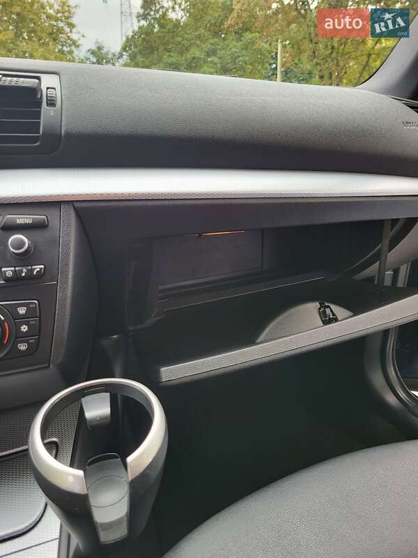 Хетчбек BMW 1 Series 2007 в Харкові фото 34 Хетчбек BMW 1 Series 2007 в Харкові