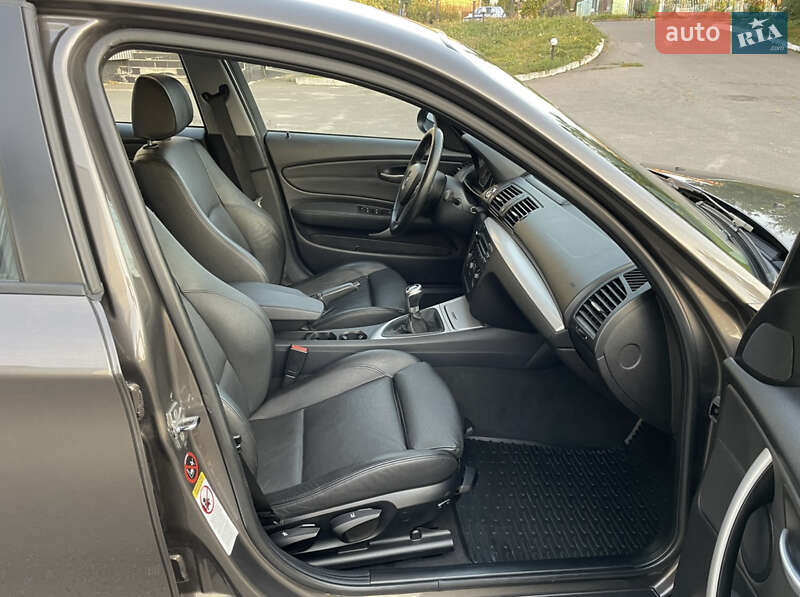 Хетчбек BMW 1 Series 2007 в Сумах