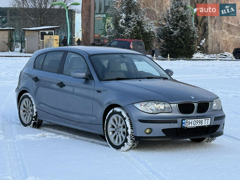 BMW 1 Series 2005