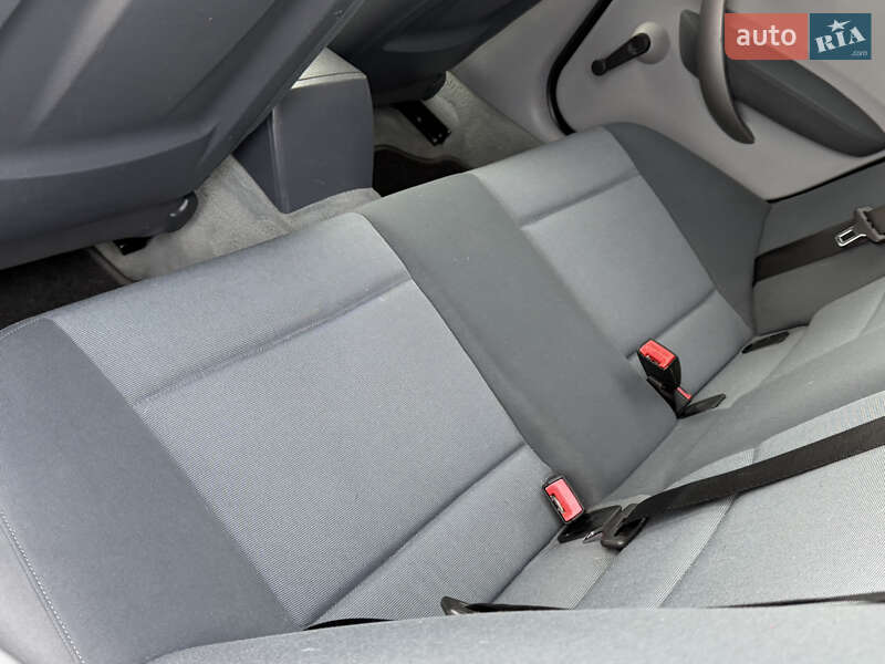 Хэтчбек BMW 1 Series 2005 в Днепре