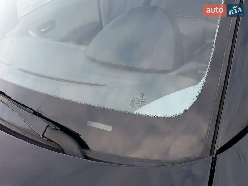 Хэтчбек BMW 1 Series 2005 в Днепре