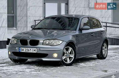 Хэтчбек BMW 1 Series 2004 в Кременчуге