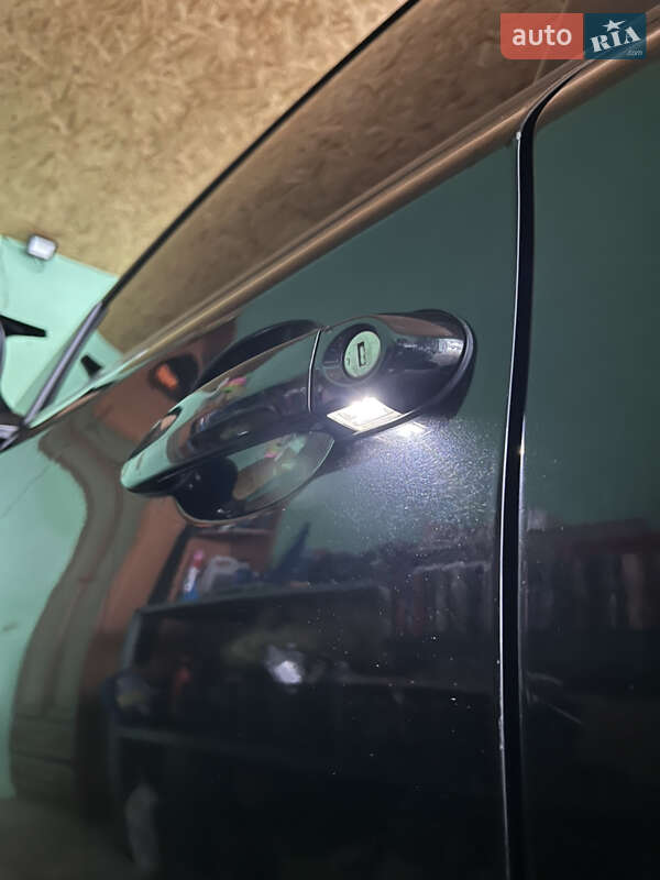 Хэтчбек BMW 1 Series 2010 в Белгороде-Днестровском