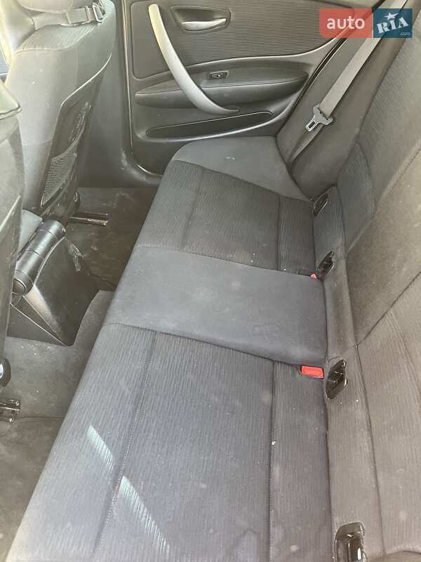 Хэтчбек BMW 1 Series 2007 в Днепре