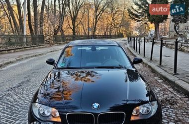 Хэтчбек BMW 1 Series 2010 в Львове