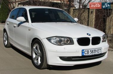 Хэтчбек BMW 1 Series 2008 в Киеве