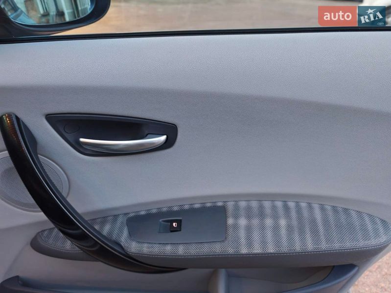 Хэтчбек BMW 1 Series 2006 в Бердичеве