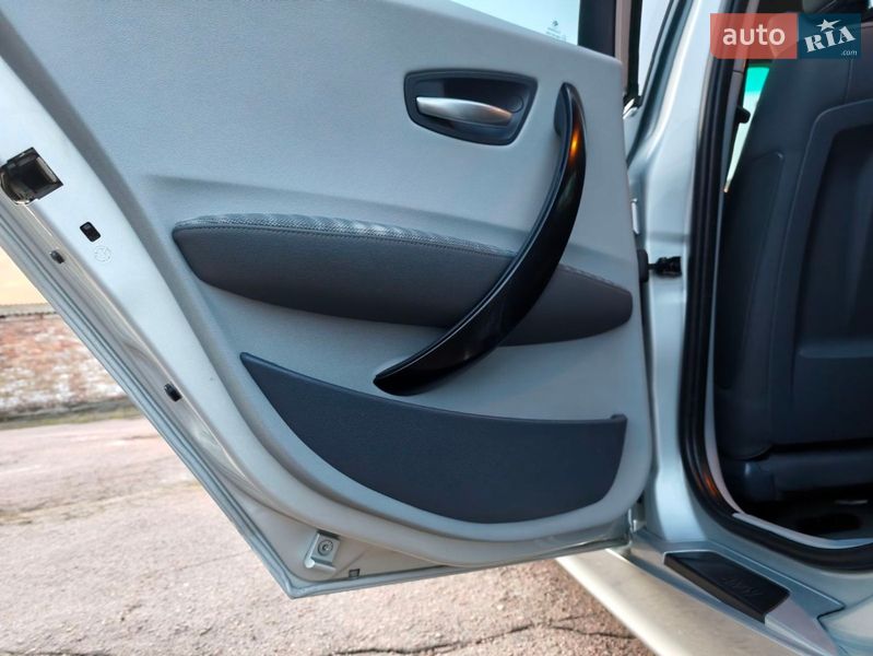 Хэтчбек BMW 1 Series 2006 в Бердичеве