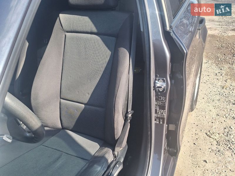 Хэтчбек BMW 1 Series 2006 в Белой Церкви