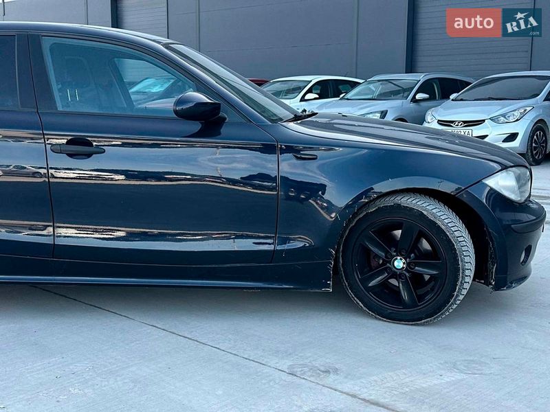 Хэтчбек BMW 1 Series 2006 в Львове