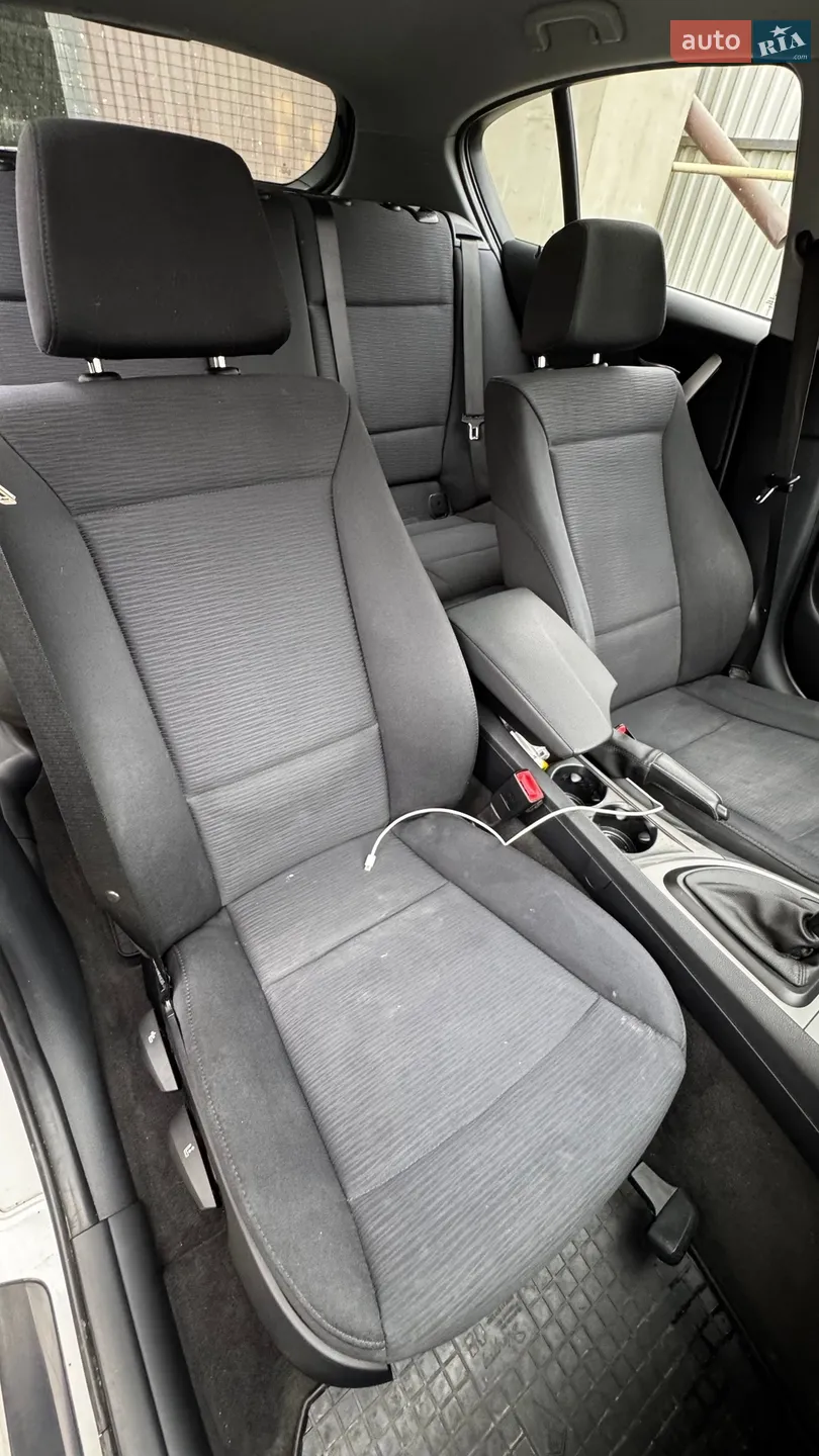 2010 BMW 1er - мініатюра 14