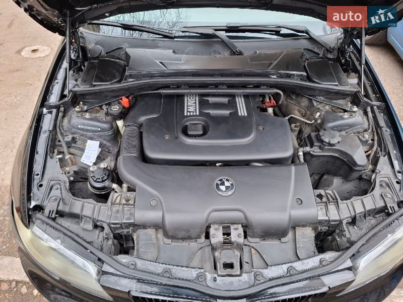 Хэтчбек BMW 1 Series 2006 в Одессе