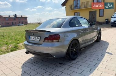 Купе BMW 1 Series 2010 в Львові