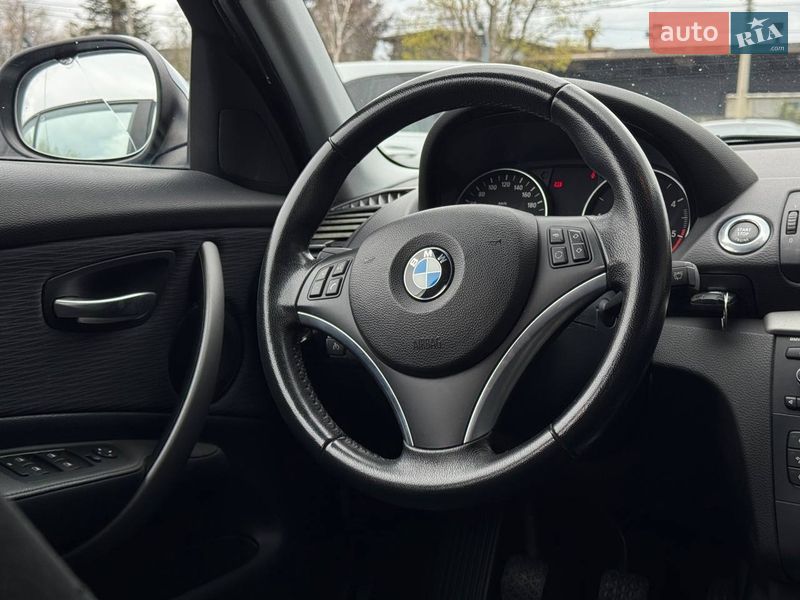 Хэтчбек BMW 1 Series 2011 в Ровно фото 45 Хэтчбек BMW 1 Series 2011 в Ровно