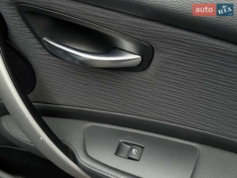 Хэтчбек BMW 1 Series 2011 в Ровно фото 56 Хэтчбек BMW 1 Series 2011 в Ровно