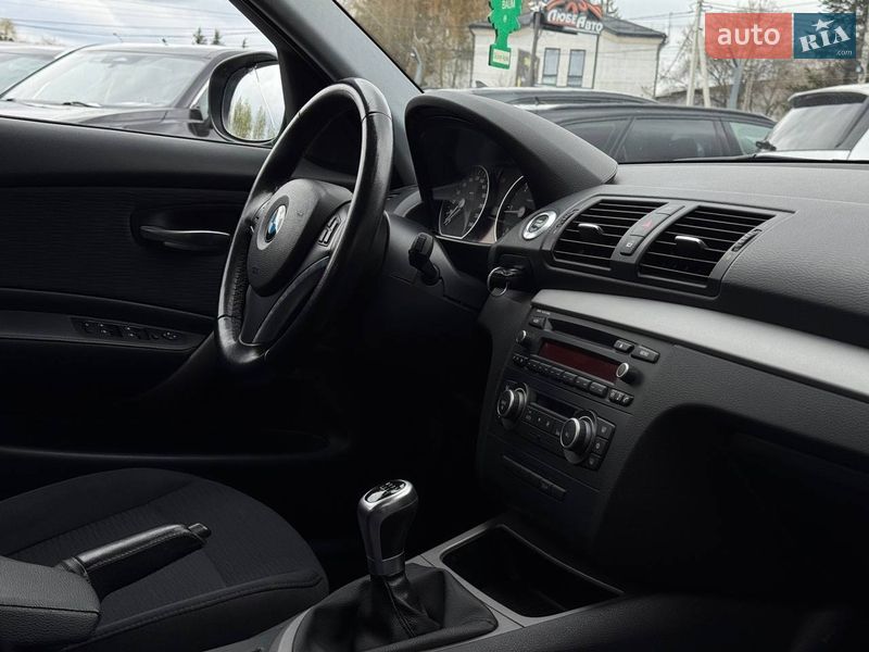 Хэтчбек BMW 1 Series 2011 в Ровно фото 61 Хэтчбек BMW 1 Series 2011 в Ровно
