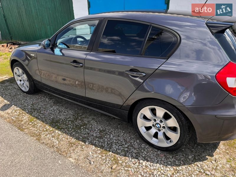 Хэтчбек BMW 1 Series 2006 в Киеве фото 3 Хэтчбек BMW 1 Series 2006 в Киеве