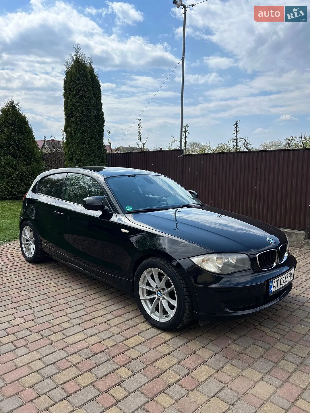 BMW 1 Series 2010 VIN WBAUK31070VM63958 фото оголошення 2 з 11