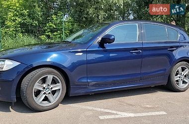 Хэтчбек BMW 1 Series 2011 в Киеве