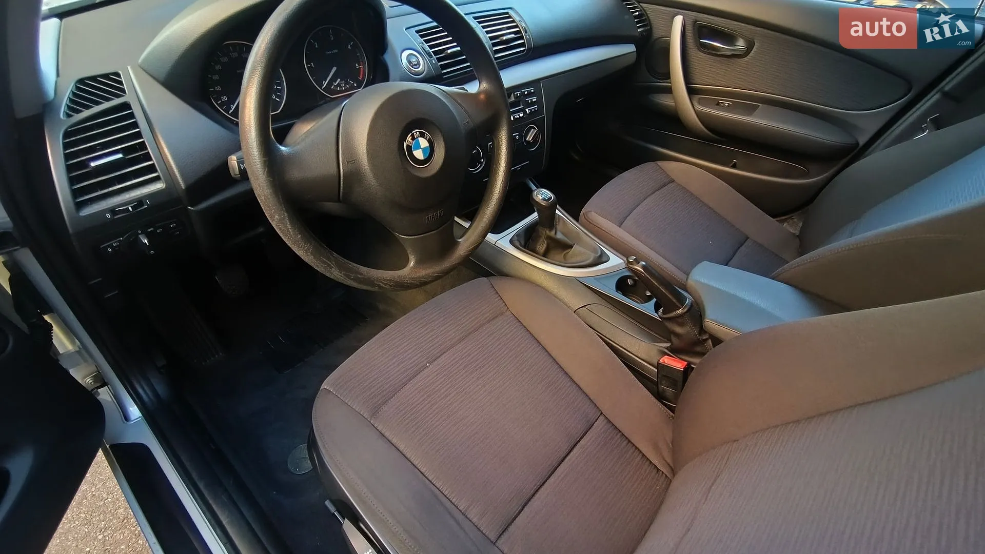 2010 BMW 1er - мініатюра 22