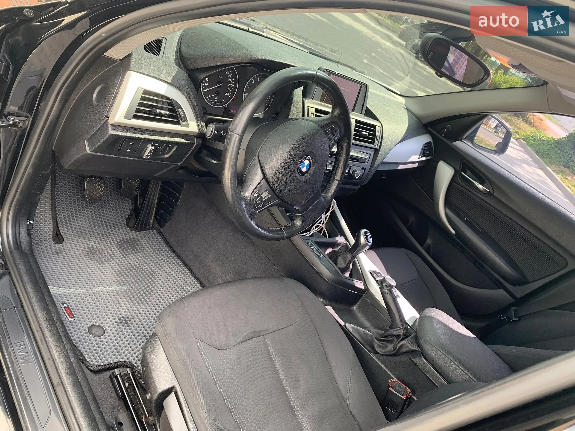 2011 BMW 1er - мініатюра 12